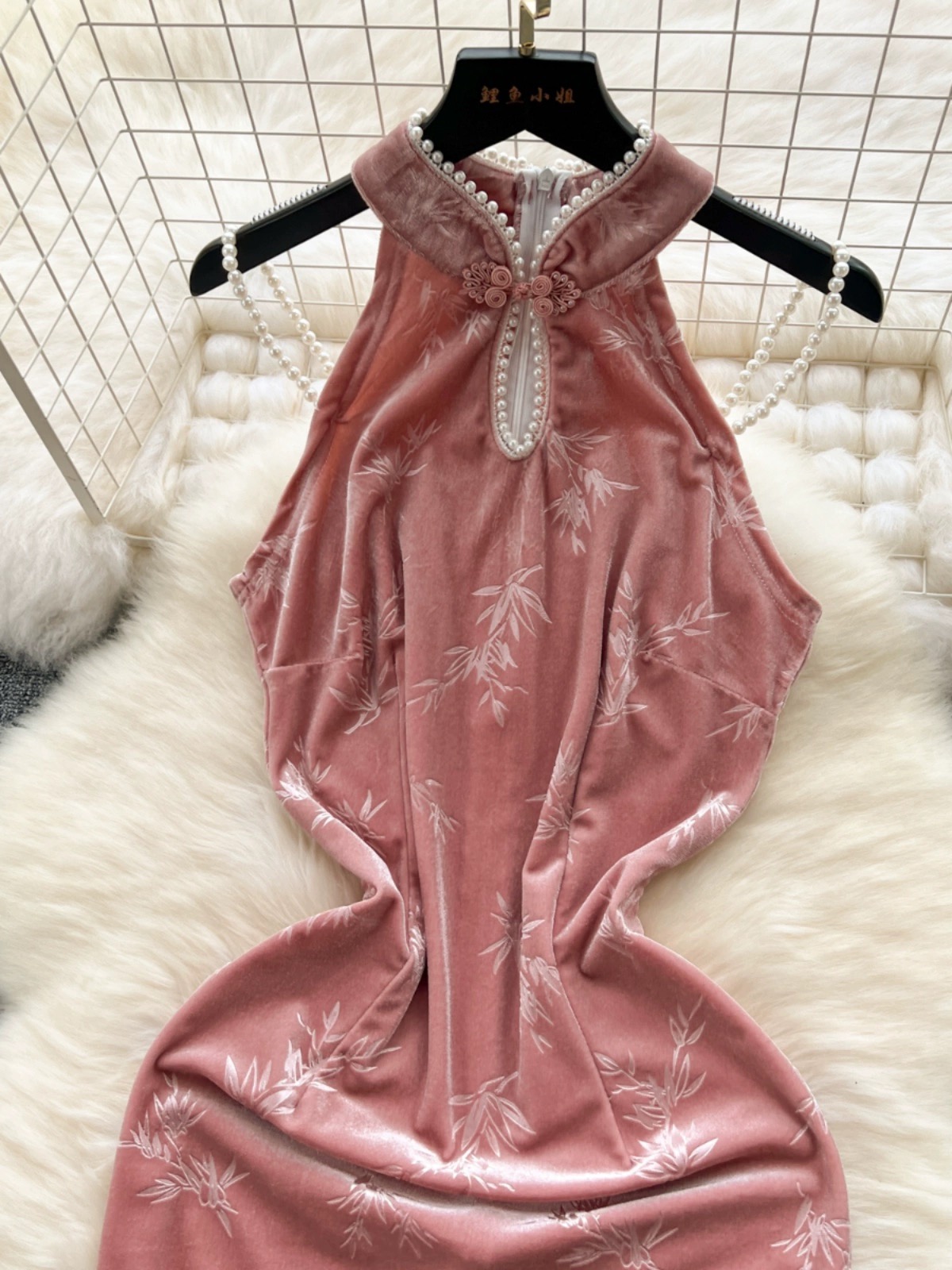 Out and about qipao dress Q169 images